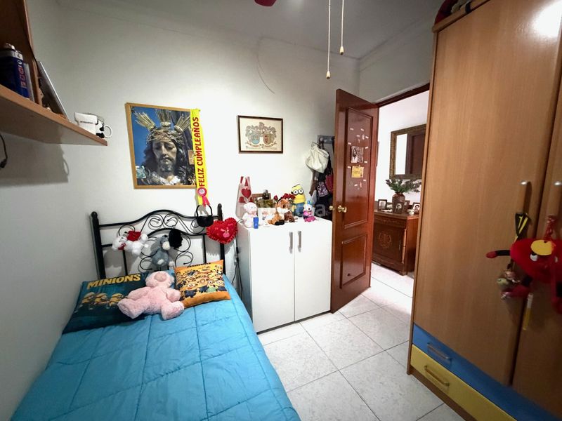 Foto 0259d40a-8a7e-46ac-a096-1006d8066eb9. Casa amb xemeneia a Álora