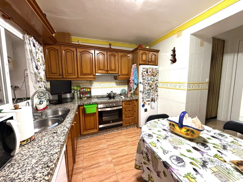 Foto 29a56ade-26e8-4c02-bbea-d33a259c626d. Casa amb xemeneia a Álora