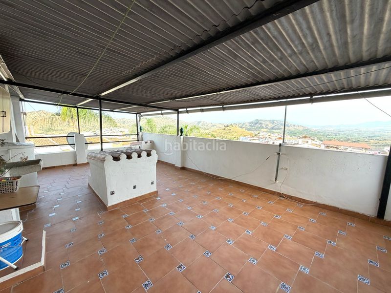 Foto bd8ddee9-2d24-434d-9b26-199ec2e9de51. Casa amb xemeneia a Álora