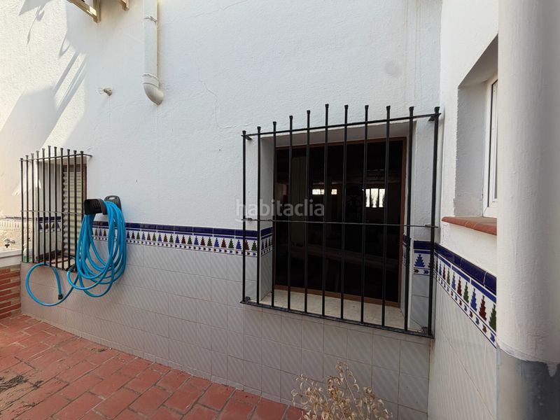 Foto dccce068-10bc-47ed-9902-25034a188682. Casa adossada amb aparcament a Álora