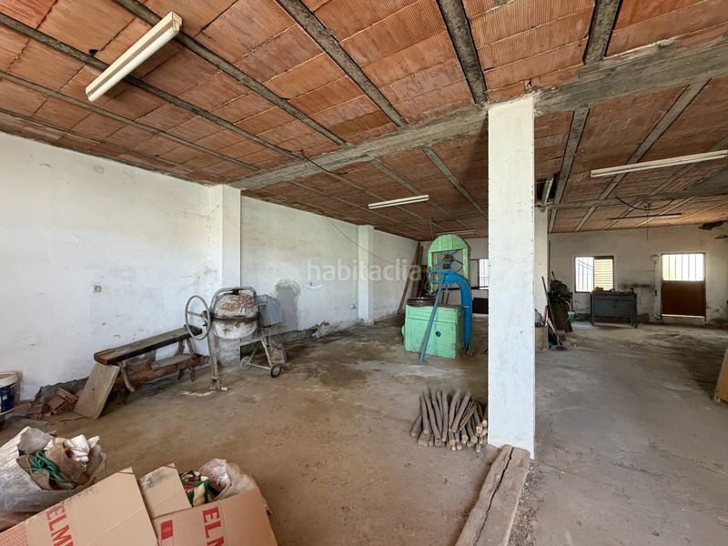 Foto fa18921b-dce9-4db0-9efb-a316846222b6. Casa adossada amb aparcament a Álora
