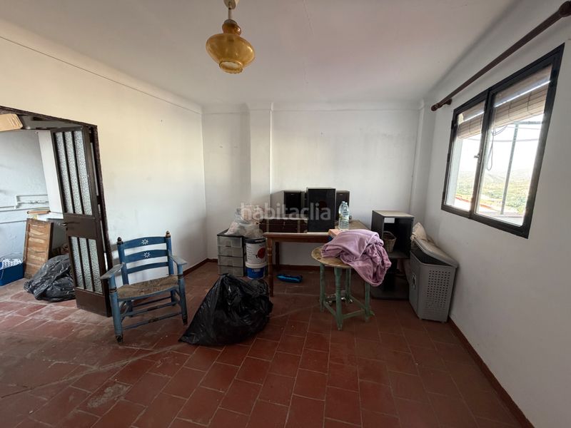 Foto fc461269-a99c-4d7e-a217-08164e8a2a4b. Casa adossada a Álora