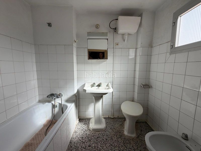 Foto 665f2d99-e1d3-4b2c-896c-7915db841915. Casa adossada a Álora