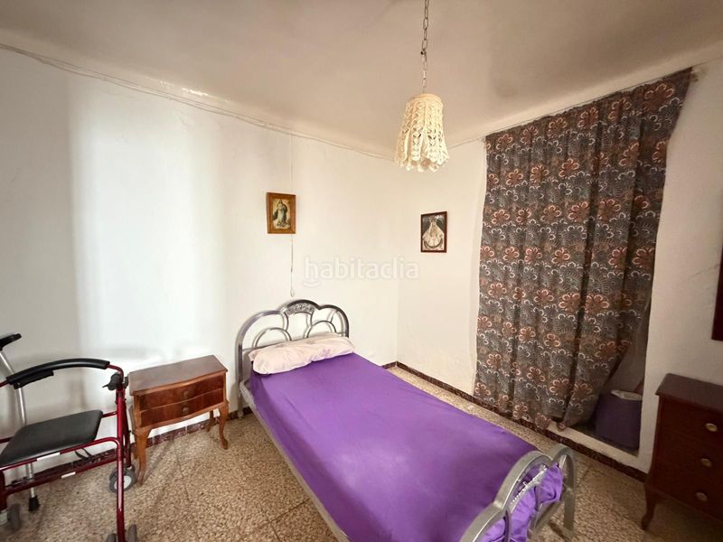 Foto f570eb5c-423b-4c44-b459-95e4b6e7c5fc. Casa adossada a Álora