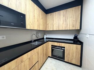 Pis a Álora. **un piso listo para entrar a vivir, con piscina y trastero en á