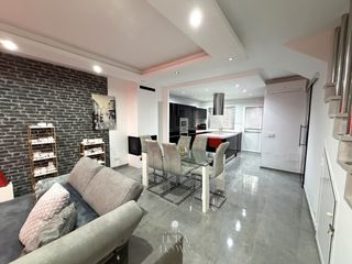 Casa adossada  Camino del r�o. Chalet adosado barriada bermejo �lora
