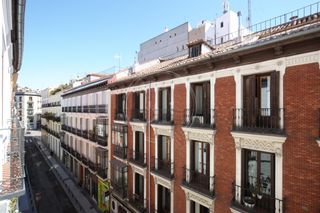 Affitto Appartamento  Calle del barquillo. Vive en la mejor zona de justicia