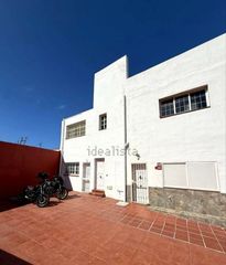 Flat in Calle alicante 58. Piso en finca españa 4 dormitorios