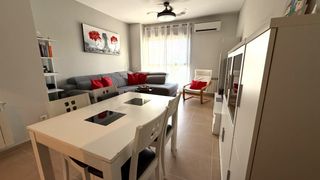 Pis a Centro. ¡espectacular piso de 3 dormitorios con 2 plazas de garaje y tra