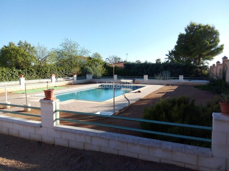 Foto b9033e12-8e1e-4c0e-ba5a-9162c4914f71. Xalet amb calefacció aparcament a Almendralejo