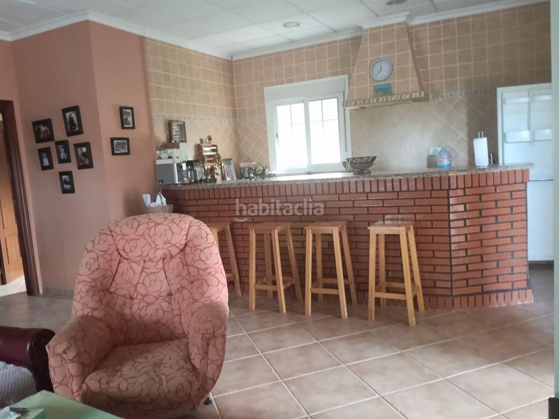 Foto 59592594-69b7-4e12-a752-ce3dba9ee907. Xalet amb aparcament a Almendralejo