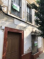 Casa en Almendralejo. Casa en venta en san jose  escuela de idiomas.
