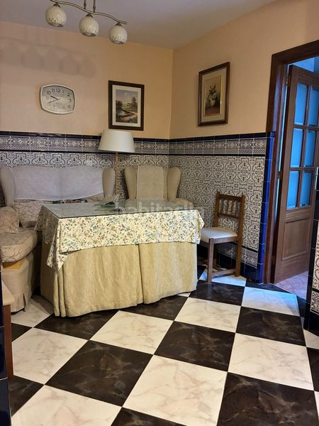 Foto 5259124f-1b1b-4735-9053-08b843747fa2. Casa amb aparcament a Almendralejo