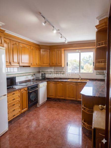 Piso espectacular vivienda de techos altos y amplios balcones en finca señorial en Valencia - Imagen 6