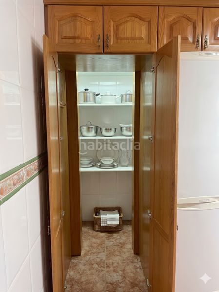 Piso espectacular vivienda de techos altos y amplios balcones en finca señorial en Valencia - Imagen 7