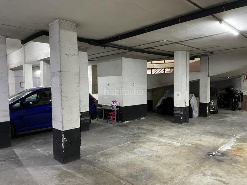 Foto 5aeb4c23-1802-4c66-ab88-380f78c3c583. Parking coche pablo iglesias Prosperitatplaza de parking de aproximadamente 9 m2, tiene largo de 4,62 metros de largo y 1,93 m2 de ancho.finca en Barcelona
