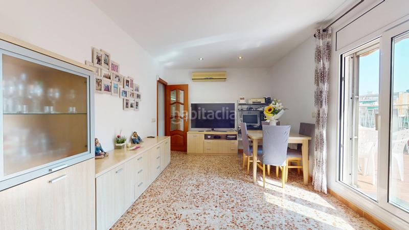 Foto 44b57c0a-89f7-443a-9d5a-0f9283e7474a. Àtic a Les Planes Hospitalet de Llobregat (L´)