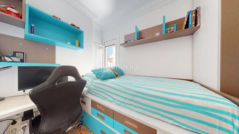 Foto f7cfa9cc-34fc-4a44-a775-38983a24480e. Àtic a Les Planes Hospitalet de Llobregat (L´)