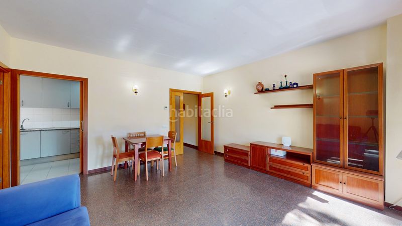 Foto ce6bcc57-dba9-4c2f-906c-3d67e36caf37. Pis amb calefacció aparcament a La Guineueta Barcelona