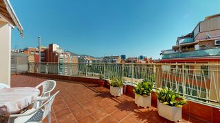 Àtic a Les Planes. Ático  terraza  ascensor  vistas  les planes.se vende ático excl