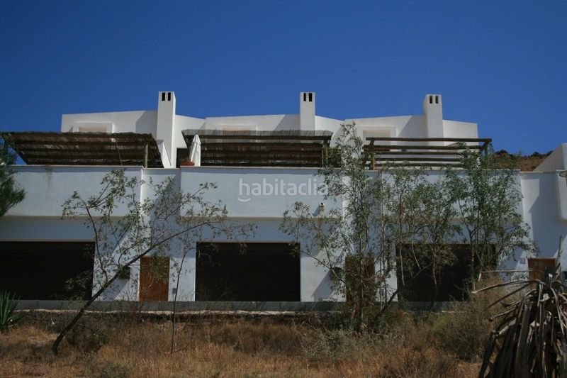 Foto 9e16b028-97df-4fb2-ac4e-755be01b95b1. Casa aparellada amb aparcament a Pozo de los Frailes-Presillas-Albaricoques Níjar