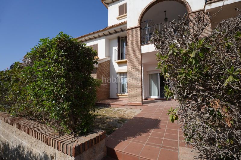 Foto dfa98c31-a5f6-4830-b849-9d4e5f2c9c2a. Planta baixa amb aparcament piscina a Las Salinas Vera