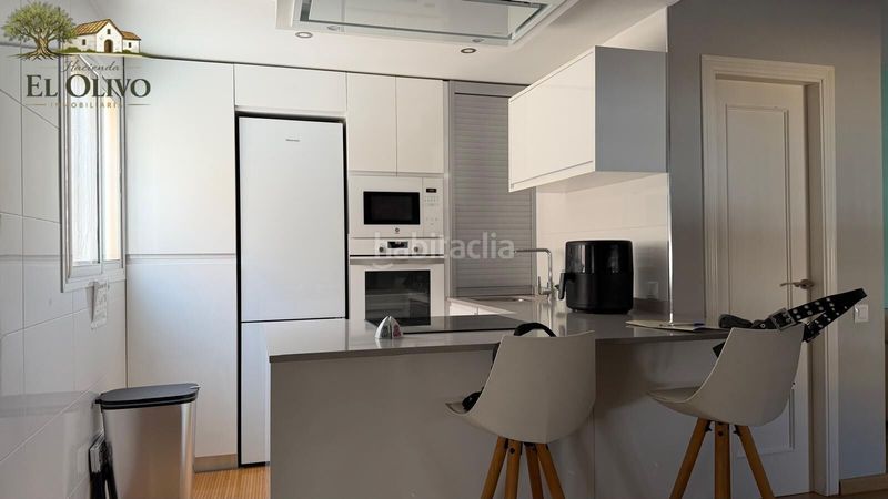 Foto 400c3151-9a0f-4214-b52f-667142d6edf0. Maison jumelée avec parking dans Retamar Almería