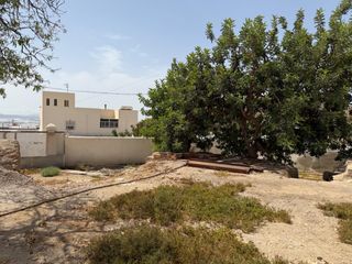 House in Nijar Pueblo. Terreno urbanizable en níjar  gran oportunidad de inversión