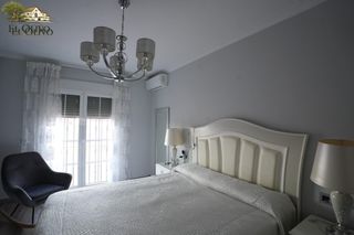House in San Isidro - Campohermoso. Oportunidad de un duplex en la zona de san isidro!