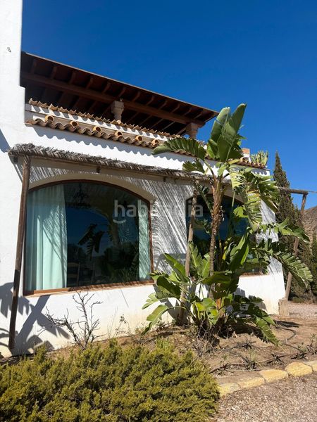 Foto ada1aac1-df82-4959-a821-e27c012ba4fb. Xalet amb calefacció aparcament piscina a Las Negras Níjar