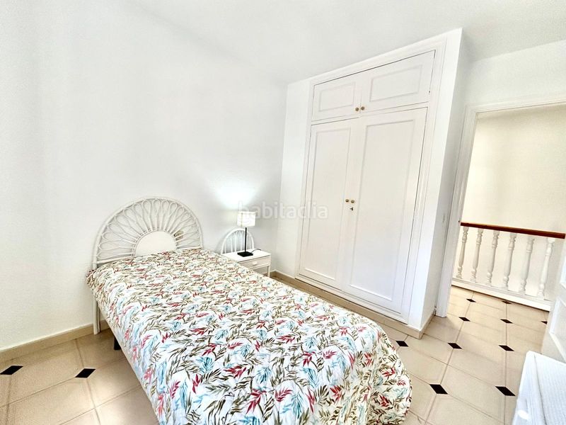 Foto acb84da6-210e-4a72-a705-14b264b854e9. Casa adossada amb xemeneia calefacció aparcament piscina a Roquetas de Mar