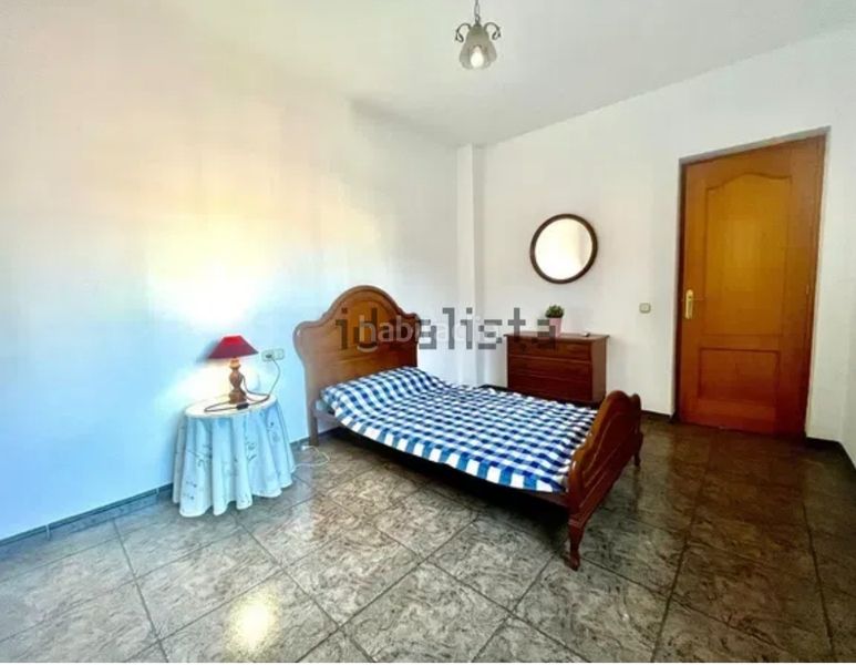 Foto bae80630-fb31-498d-b4d1-bc2d2eba89c3. Casa adosada en La Gangosa Vícar