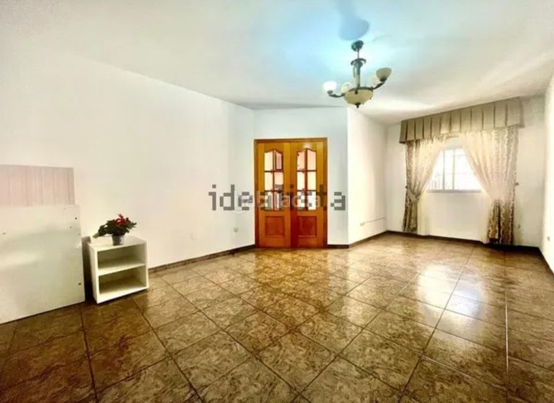Foto bf4e4f46-1c45-4fa7-9d9d-9dcb644a99ce. Casa adossada amb calefacció aparcament a La Gangosa Vícar