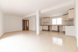 �tic en Avinguda de l'alc�dia 83. �tico con vistas al mar en benissa