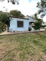 Chalet in Orihuela Ciudad. Espectacular villa a tan solo 3 minutos del mar