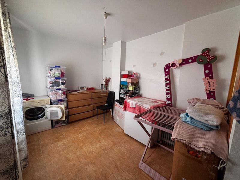 Foto 73a7d339-6f98-426c-b818-372c1caf0eb0. Casa adossada amb aparcament a Roldán Torre - Pacheco