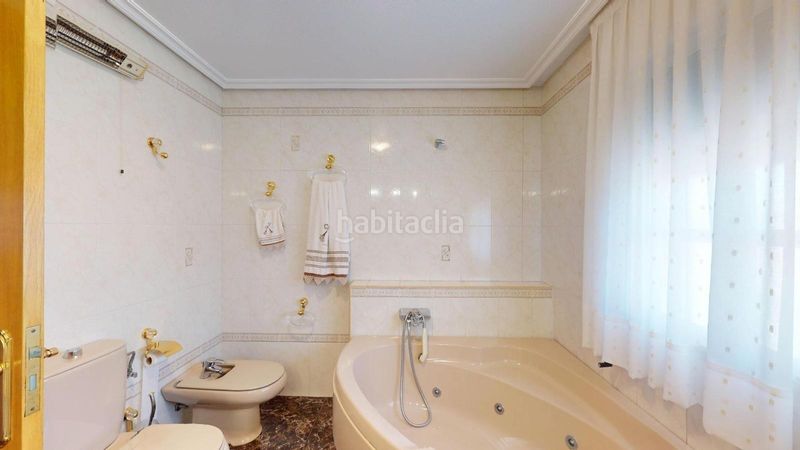 Foto b0a9077e-ae19-4f8a-a24e-e24f2e53053f. Xalet a cresta gallo 2 a Santo Angel Murcia