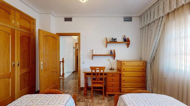 Foto b979ceea-7ae2-46e8-a22c-23512ddffbbf. Xalet a cresta gallo 2 a Santo Angel Murcia