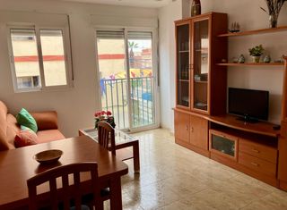 Apartment in Calle concepcion. Casa en los alcázares a un paso del mar  vive todo el año de vac