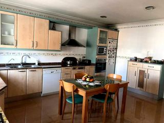 Casa en Calle Calle Manuel Machado 57
