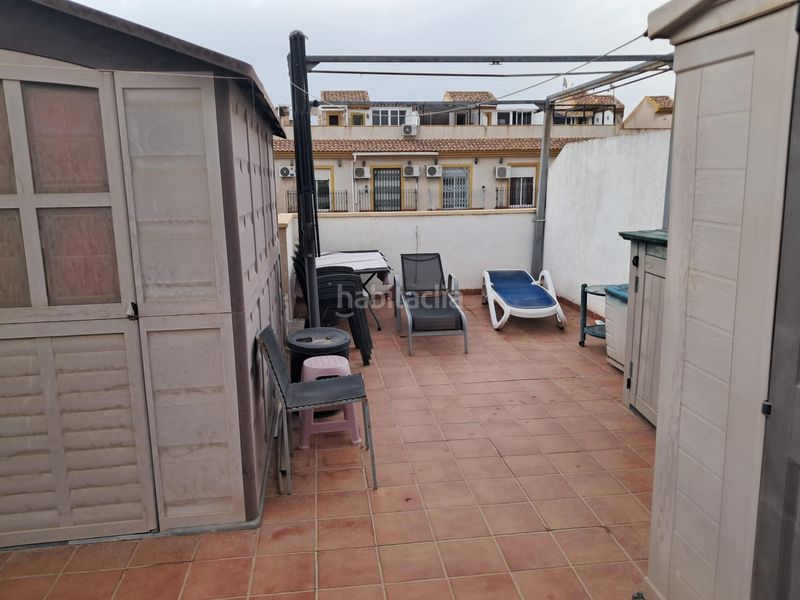 Foto 70adeec9-b06f-41de-b9c8-14f1e7a42e9e. Maison jumelée dans calle de la comunidad andaluza 47 dans Pilar de la Horadada