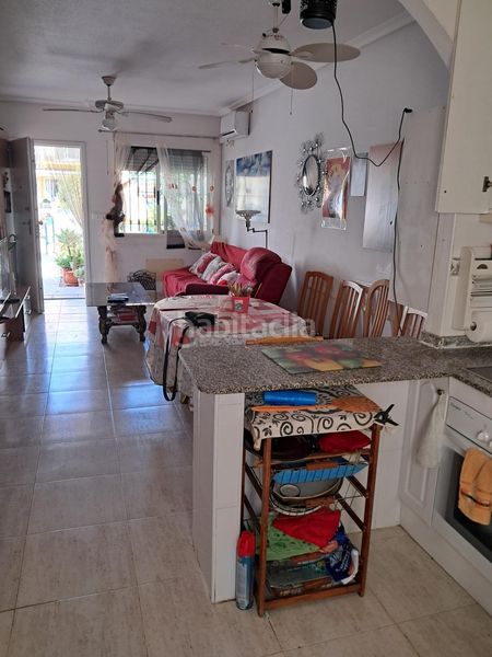 Foto 71834bdf-9449-4e87-9c09-6e249dc368da. Maison jumelée dans calle de la comunidad andaluza 47 dans Pilar de la Horadada