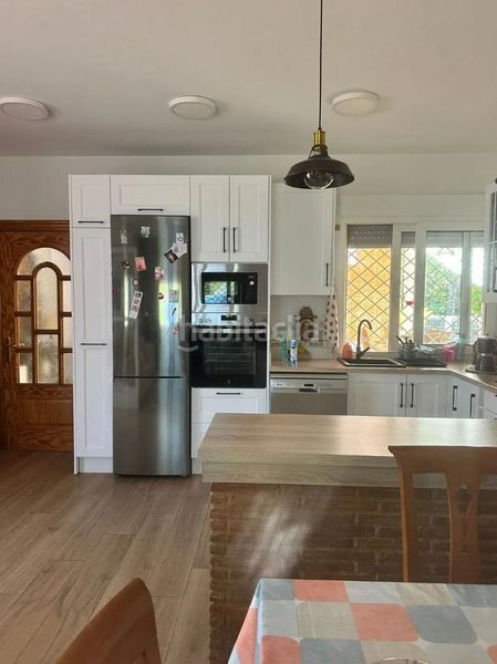Foto 00ae7a8f-0841-4b66-828a-4f3aa61a77ca. Chalet en calle quince - Los Conejos i exclusiva villa independiente con parcela de 1.340 m2 y piscina en Molina de Segura