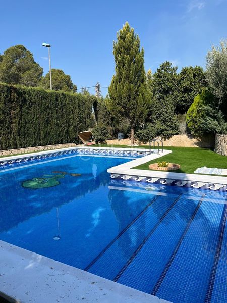 Foto 2895be1b-b221-4563-b091-8ea4c77dfabd. Chalet en calle quince - Los Conejos i exclusiva villa independiente con parcela de 1.340 m2 y piscina en Molina de Segura