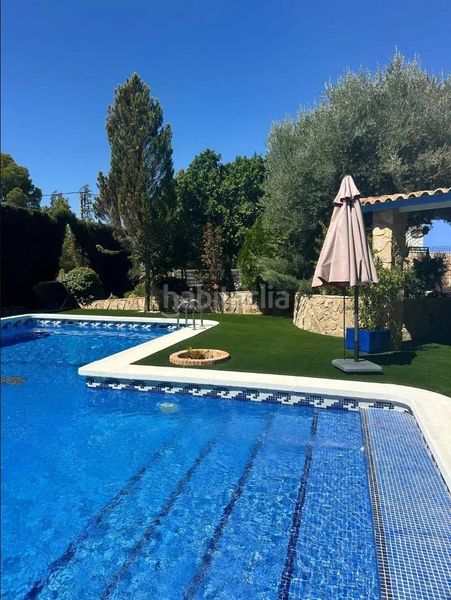 Foto 674e7747-fe30-4468-a82c-bb1cb23a06e6. Chalet en calle quince - Los Conejos i exclusiva villa independiente con parcela de 1.340 m2 y piscina en Molina de Segura