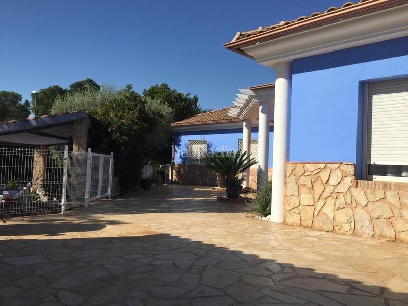 Foto 8d67f37d-7f5f-4910-baf6-62cf9ea49576. Chalet en calle quince - Los Conejos i exclusiva villa independiente con parcela de 1.340 m2 y piscina en Molina de Segura