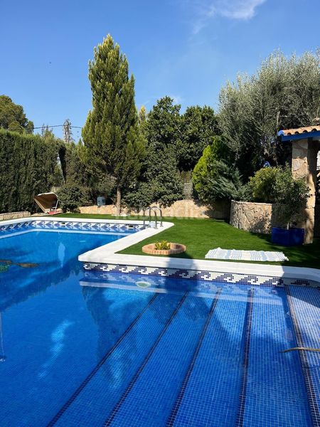 Foto 8e5bd675-357d-4d21-bf9e-fd23eba7d729. Chalet en calle quince - Los Conejos i exclusiva villa independiente con parcela de 1.340 m2 y piscina en Molina de Segura