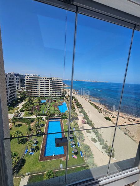 Foto 30fdb901-7035-49f6-8412-1450c83577e3. Àtic amb calefacció aparcament piscina a Punta Prima Torrevieja