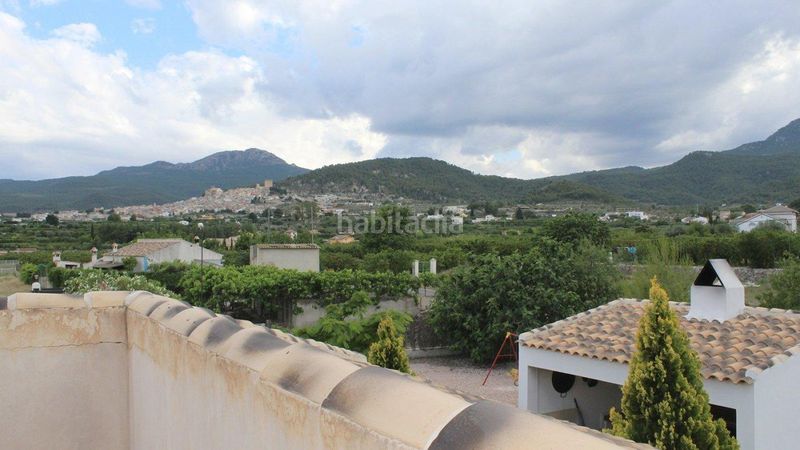 Foto 33d2f91a-b12e-4858-ade6-de93d600e627. Xalet amb calefacció aparcament piscina a Moratalla