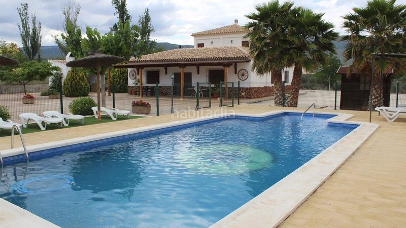 Foto cedd6edd-0fe0-4cb3-80c8-6349370e1a99. Xalet amb calefacció aparcament piscina a Moratalla